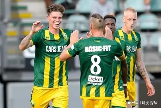 精准的传中 精准的传中