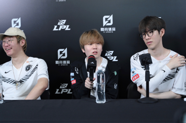 中国队踢法 中国队踢法